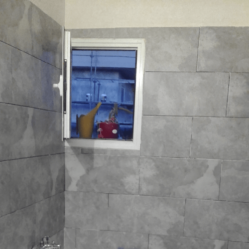 חדר מקלחת ושירותים באמזלג 3 ראשון לציון