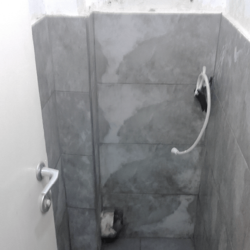 חדר מקלחת ושירותים באמזלג 3 ראשון לציון